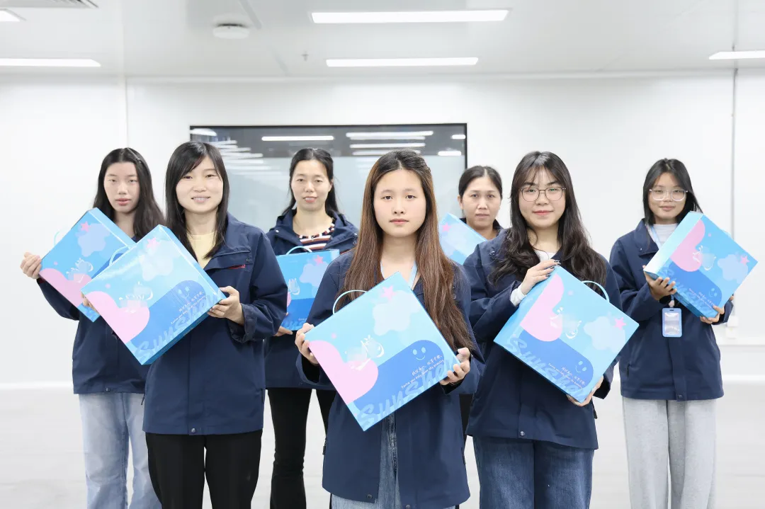 女神节：黄石“乒”出欢乐，广州“盒”你甜蜜！